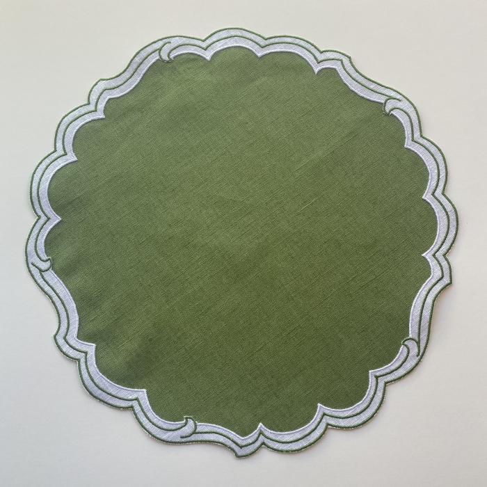 Victoria Placemat Green with White